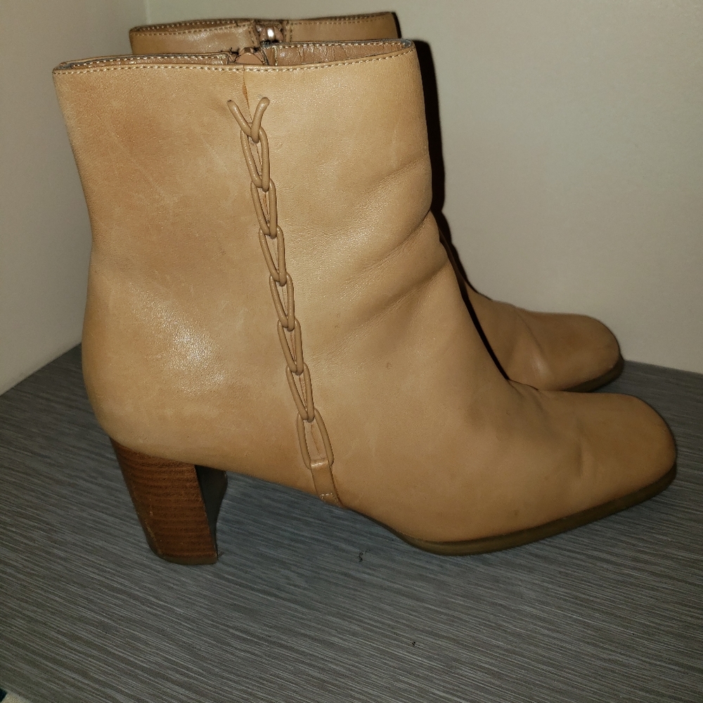 SZ 8.5M Geniune Leather St. Johns Bay